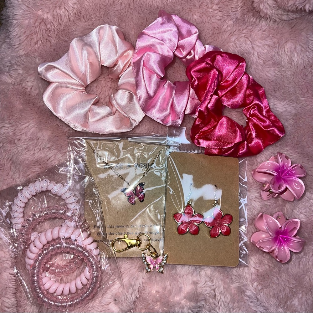 Make A Wish - Butterfly Neckline, Keychain, Hawaiian Mini Clips and Earrings Set